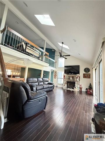 44 Wisteria Court, South Brunswick, NJ 08852