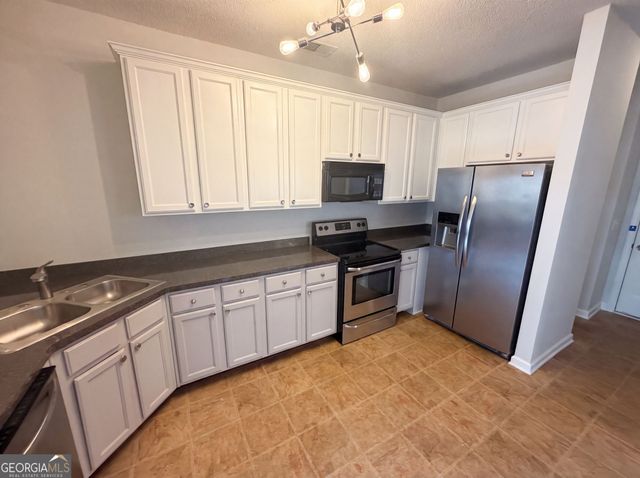 7553 Rutgers Circle, Fairburn, GA 30213