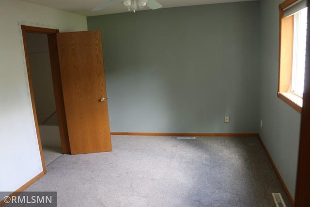 622 S 10th Street S, Sartell, MN 56377