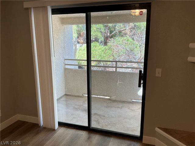 2635 South Durango Drive 201, Las Vegas, NV 89117