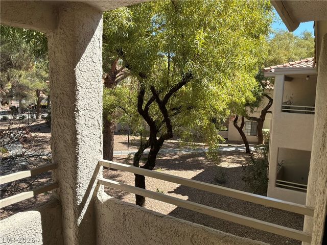 2635 South Durango Drive 201, Las Vegas, NV 89117