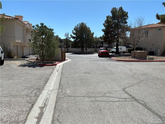 2635 South Durango Drive 201, Las Vegas, NV 89117