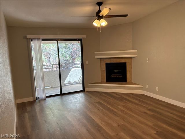 2635 South Durango Drive 201, Las Vegas, NV 89117