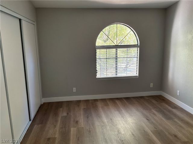 2635 South Durango Drive 201, Las Vegas, NV 89117