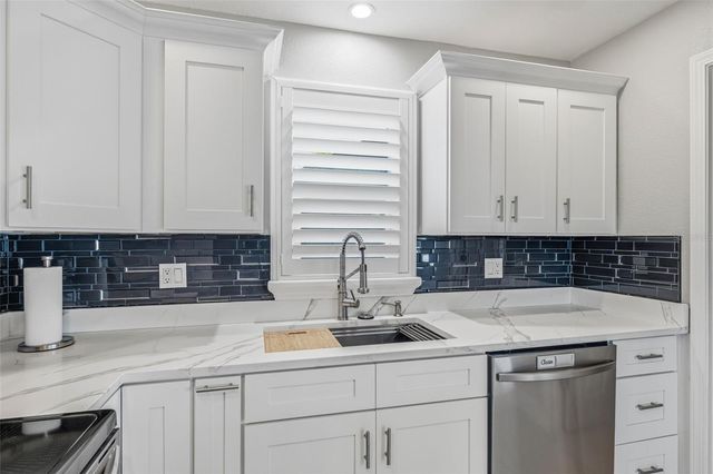 4320 FLORAMAR TERRACE, New Port Richey, FL 34652