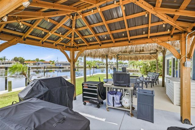 4320 FLORAMAR TERRACE, New Port Richey, FL 34652