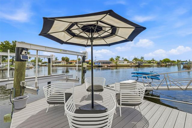 4320 FLORAMAR TERRACE, New Port Richey, FL 34652