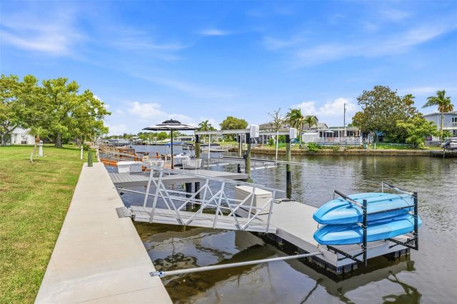 4320 FLORAMAR TERRACE, New Port Richey, FL 34652