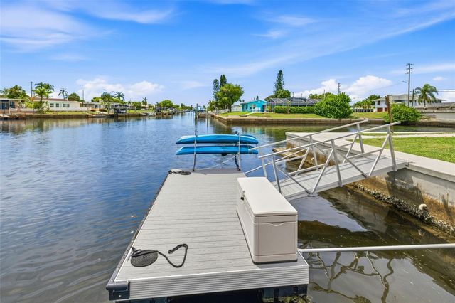 4320 FLORAMAR TERRACE, New Port Richey, FL 34652