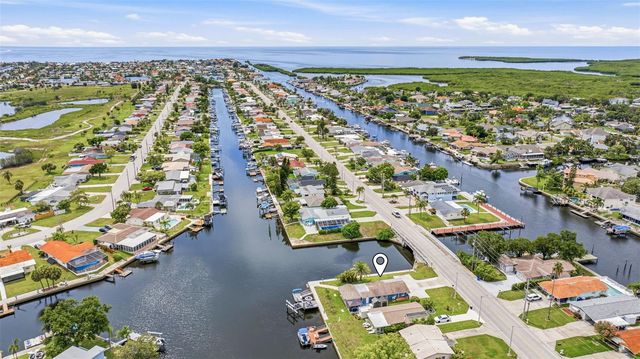 4320 FLORAMAR TERRACE, New Port Richey, FL 34652