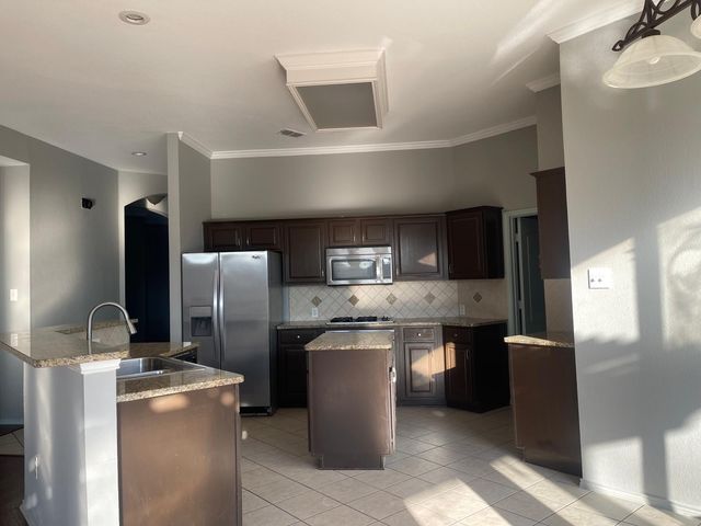 11027 Denmere Lane, Frisco, TX 75035