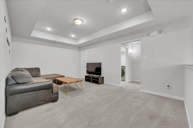 3905 Saint Ives Lane, Lewisville, TX 75056
