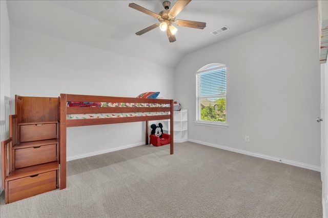 3905 Saint Ives Lane, Lewisville, TX 75056