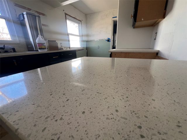 6504 SW 17th Street, Des Moines, IA 50315