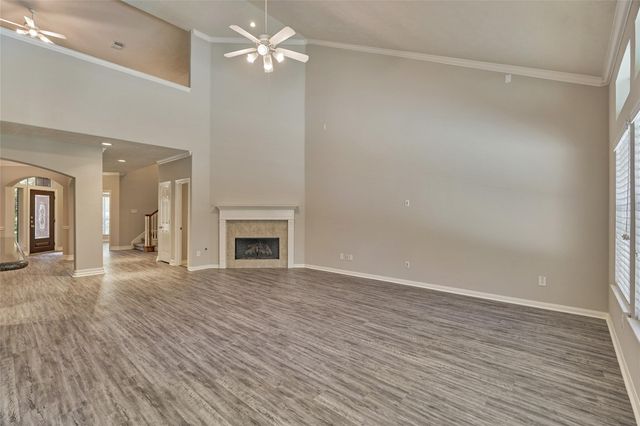 7 Raindance Court, The Woodlands, TX 77385