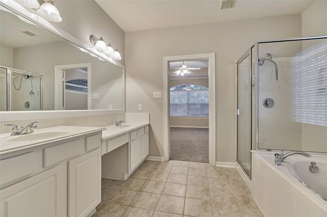 7 Raindance Court, The Woodlands, TX 77385