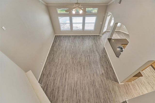 7 Raindance Court, The Woodlands, TX 77385