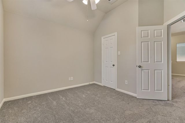 7 Raindance Court, The Woodlands, TX 77385