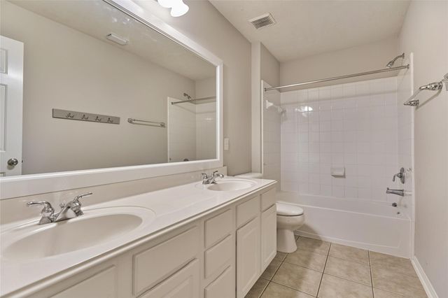 7 Raindance Court, The Woodlands, TX 77385