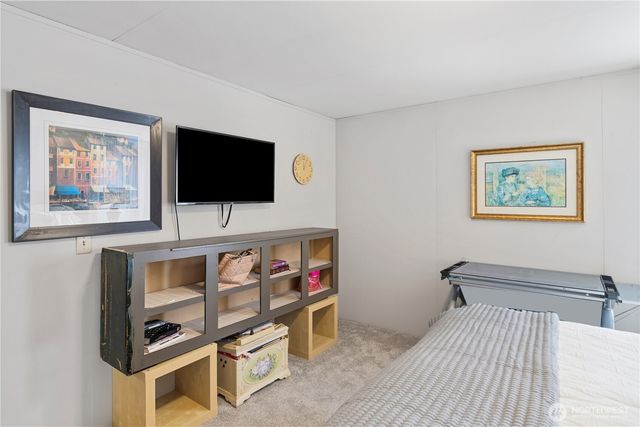 517 NW Silver Meadow Lane, Bremerton, WA 98311