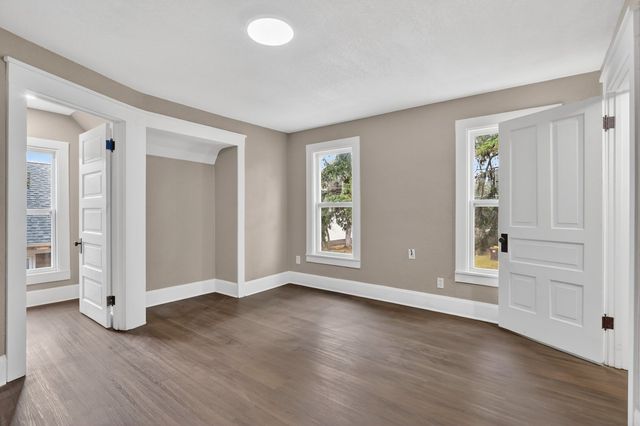 1011 15th Street, Rockford, IL 61104