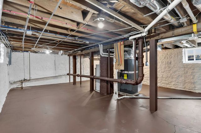 1011 15th Street, Rockford, IL 61104