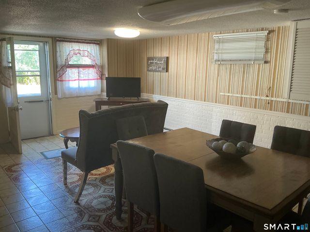 61 Shepard Avenue LL, New Haven, CT 06512