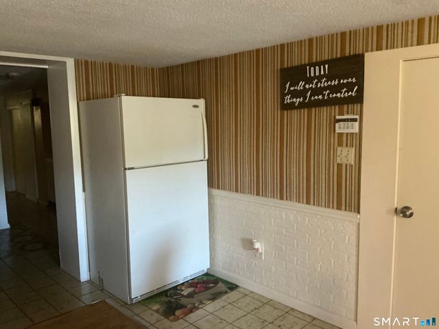 61 Shepard Avenue LL, New Haven, CT 06512