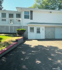 61 Shepard Avenue LL, New Haven, CT 06512