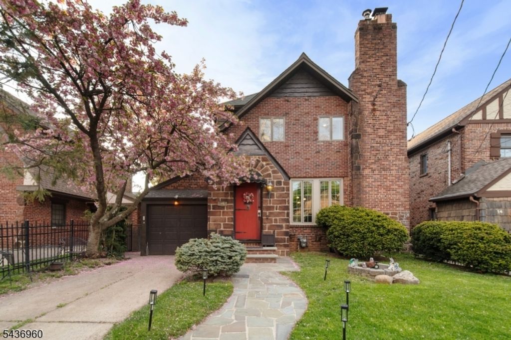 16 Summit Rd, Clifton City, NJ 07012 — exterior