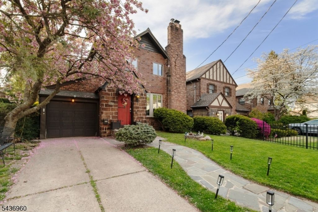 16 Summit Rd, Clifton City, NJ 07012 — photo 2
