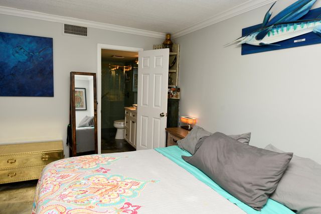 1280 Surf Road 102, Singer Island, FL 33404