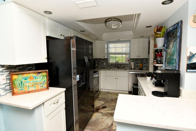 1280 Surf Road 102, Singer Island, FL 33404