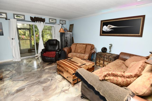 1280 Surf Road 102, Singer Island, FL 33404