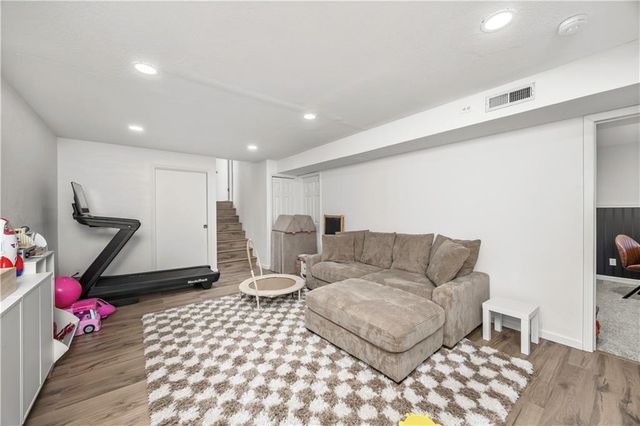 2700 N 8th Street, Independence, KS 67301