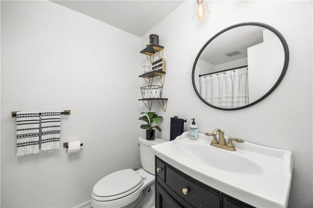 2700 N 8th Street, Independence, KS 67301