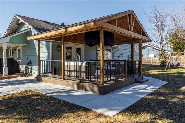 2700 N 8th Street, Independence, KS 67301