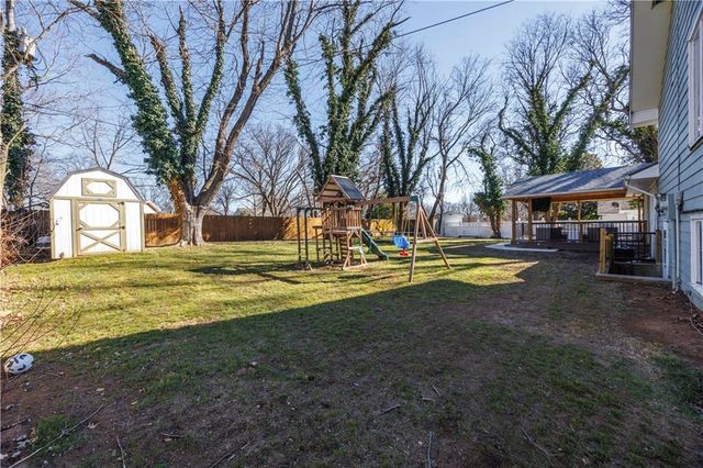 2700 N 8th Street, Independence, KS 67301