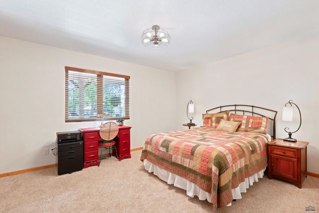 22919 FAWN HAVEN CT, Rapid City, SD 57702