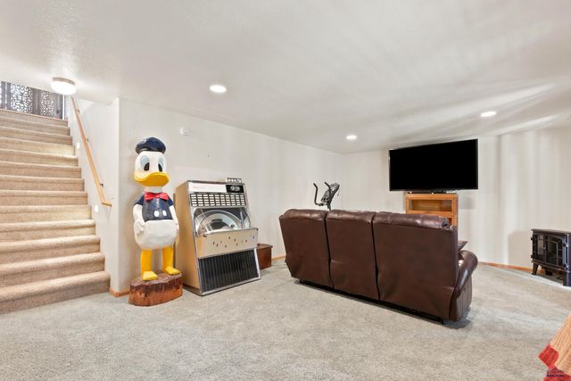 22919 FAWN HAVEN CT, Rapid City, SD 57702