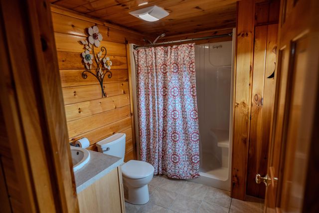 1260 East Madison Road, Madison, NH 03849