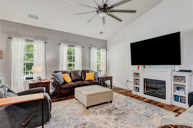 5858 Pilmour Dr, Providence Forge, VA 23140