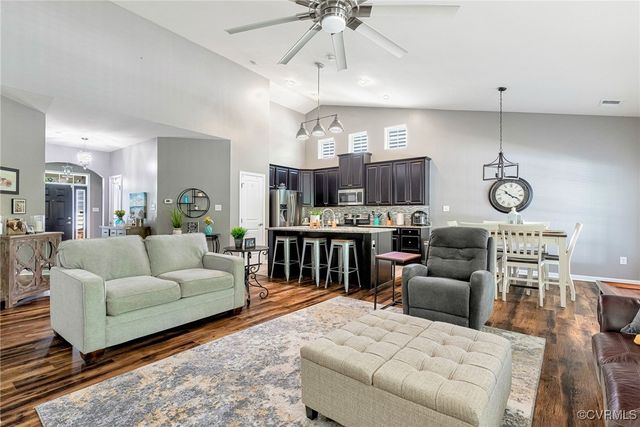 5858 Pilmour Dr, Providence Forge, VA 23140