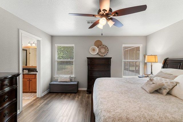 8 Stone Creek CIR, Wimberley, TX 78676