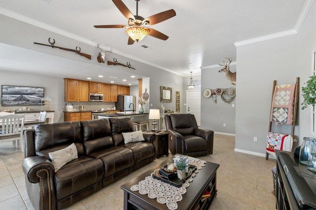 8 Stone Creek CIR, Wimberley, TX 78676