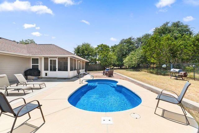 8 Stone Creek CIR, Wimberley, TX 78676