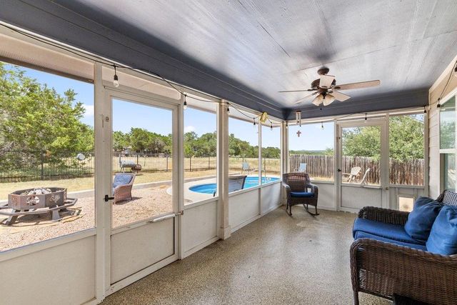 8 Stone Creek CIR, Wimberley, TX 78676