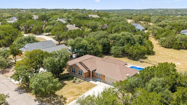 8 Stone Creek CIR, Wimberley, TX 78676