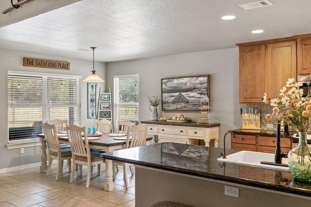 8 Stone Creek CIR, Wimberley, TX 78676