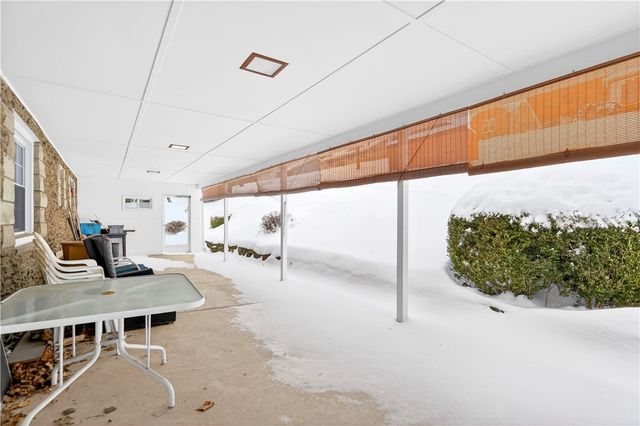 21 Boyka Dr, Finleyville, PA 15332